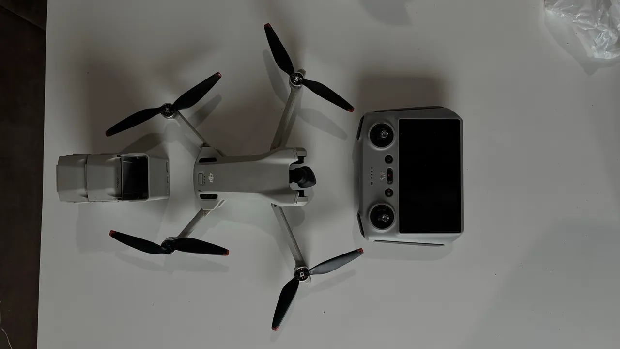 Drone DJI Mini 3 com tela  - Foto 2