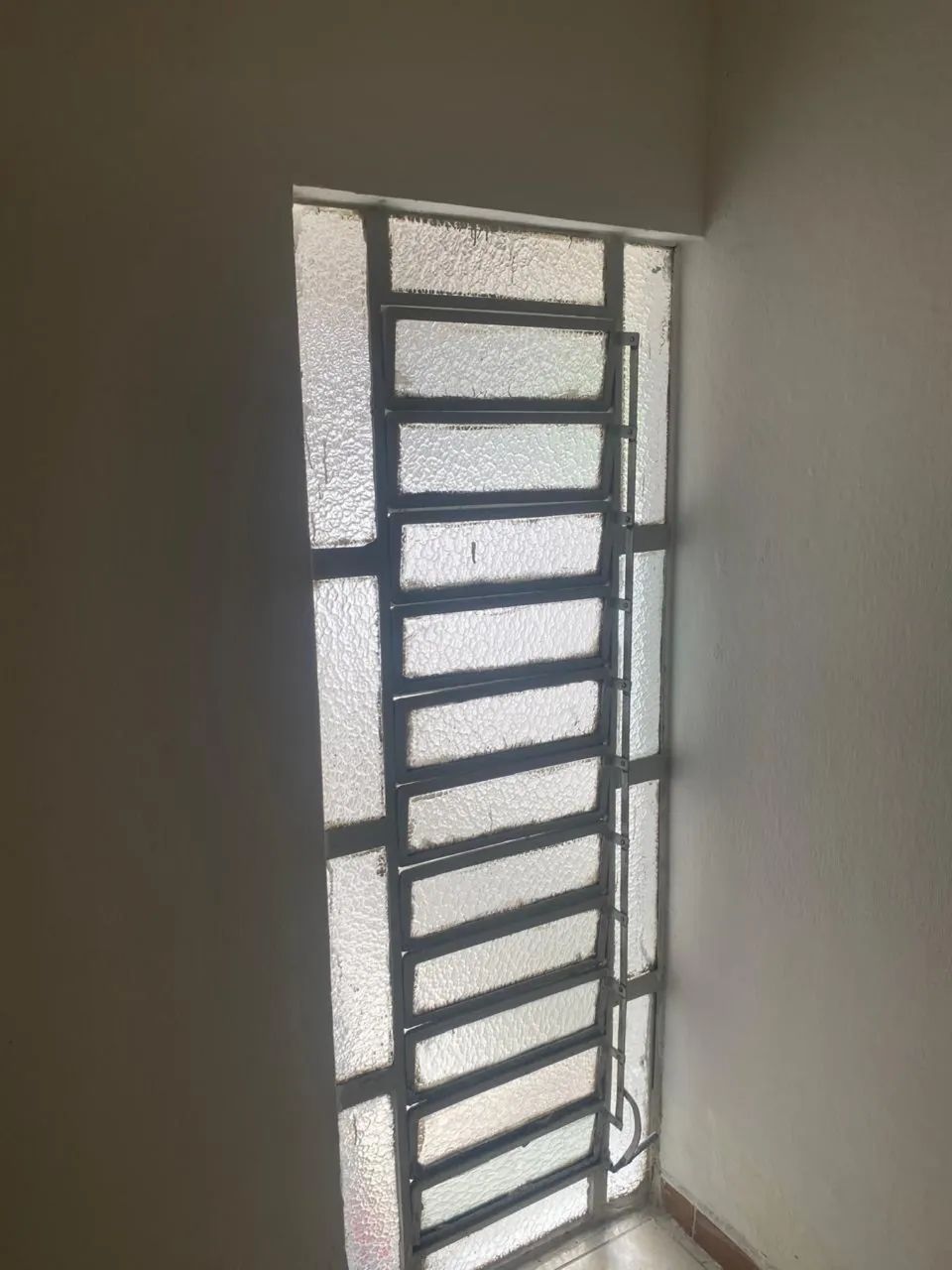 Casa no arruda/02 quartos/sala/ cozinha e mais - Foto 5