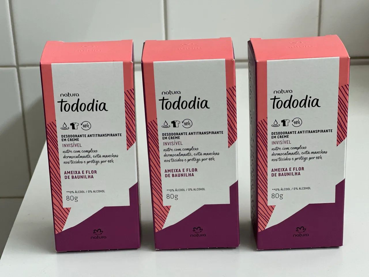 Kit desodorante em creme ameixa e baunilha - Foto 4