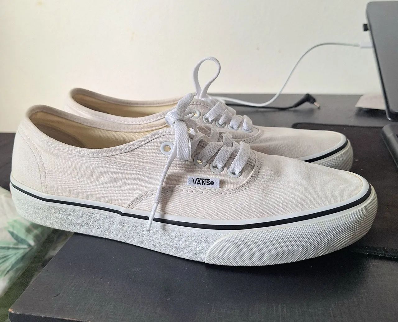 Vans Authentic Theory Cloud - Tam 39 - Foto 2