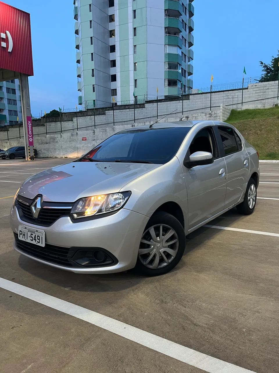 Renault Logan 2016