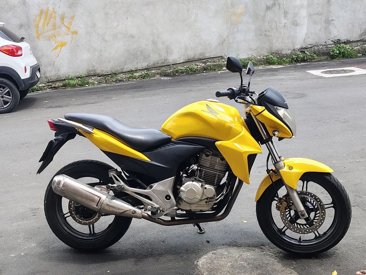 CB 300  - Foto 2