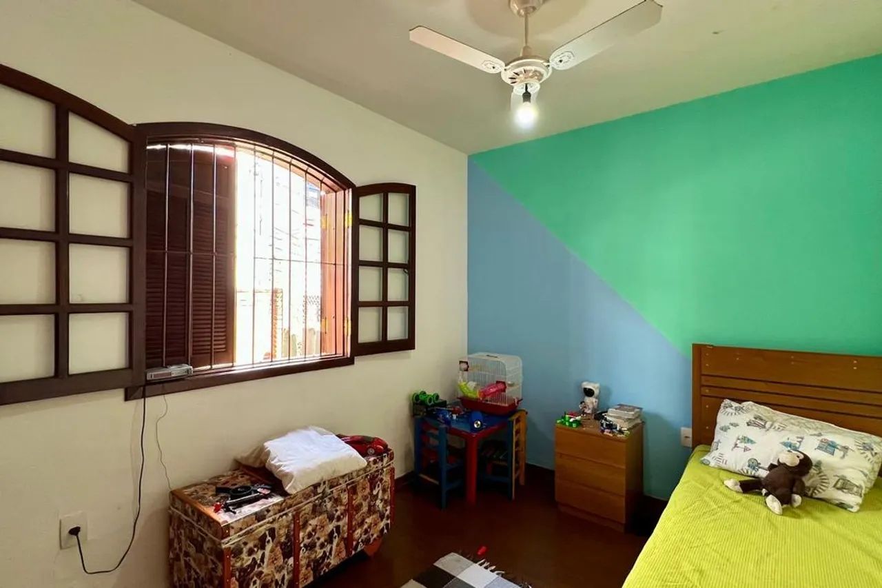 Casa à Venda - Colégio Batista, 3 Quartos, 330 m2 - Foto 5