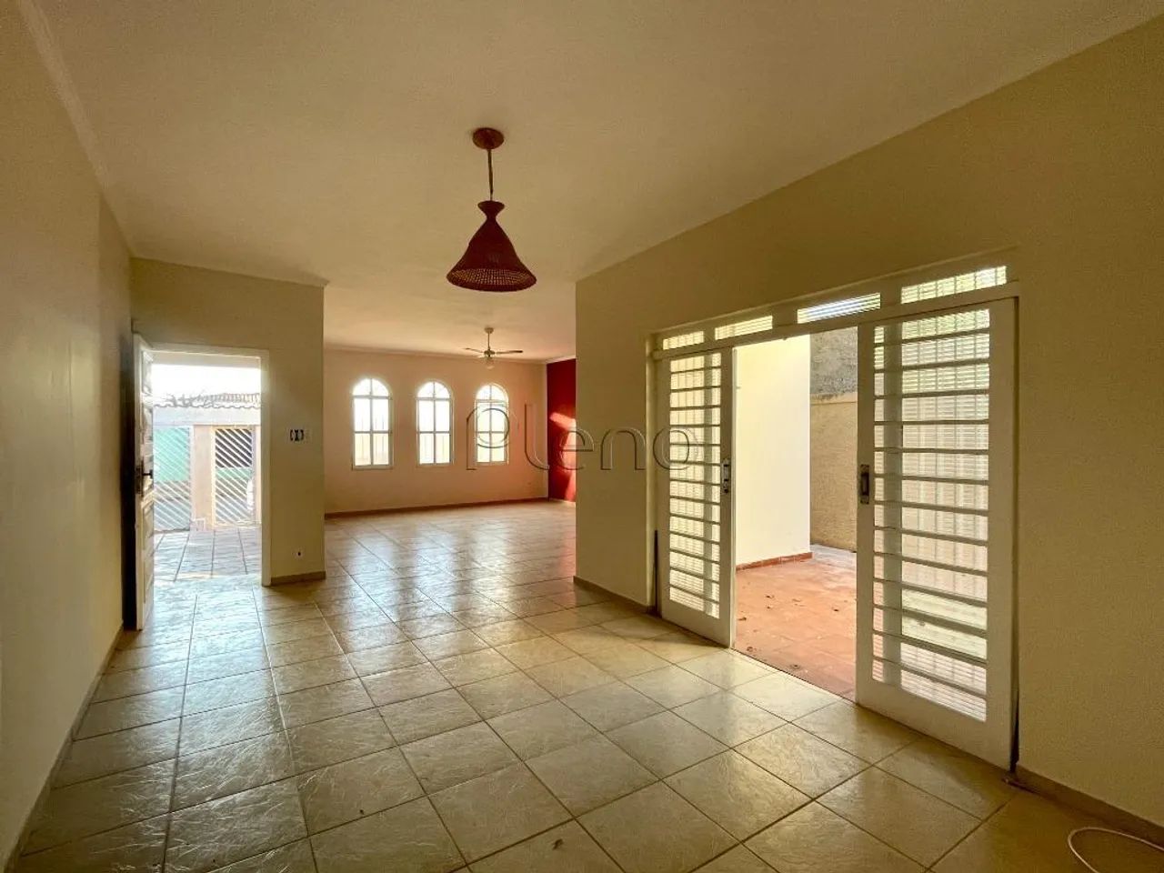 Casa à venda com 3 quartos no Chácara da Barra, Campinas.
