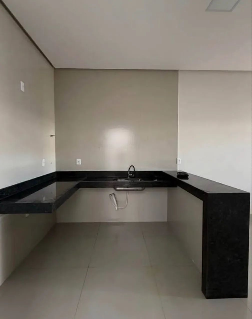 VENDE-SE CASA NO BAIRRO CABURAI - Foto 2