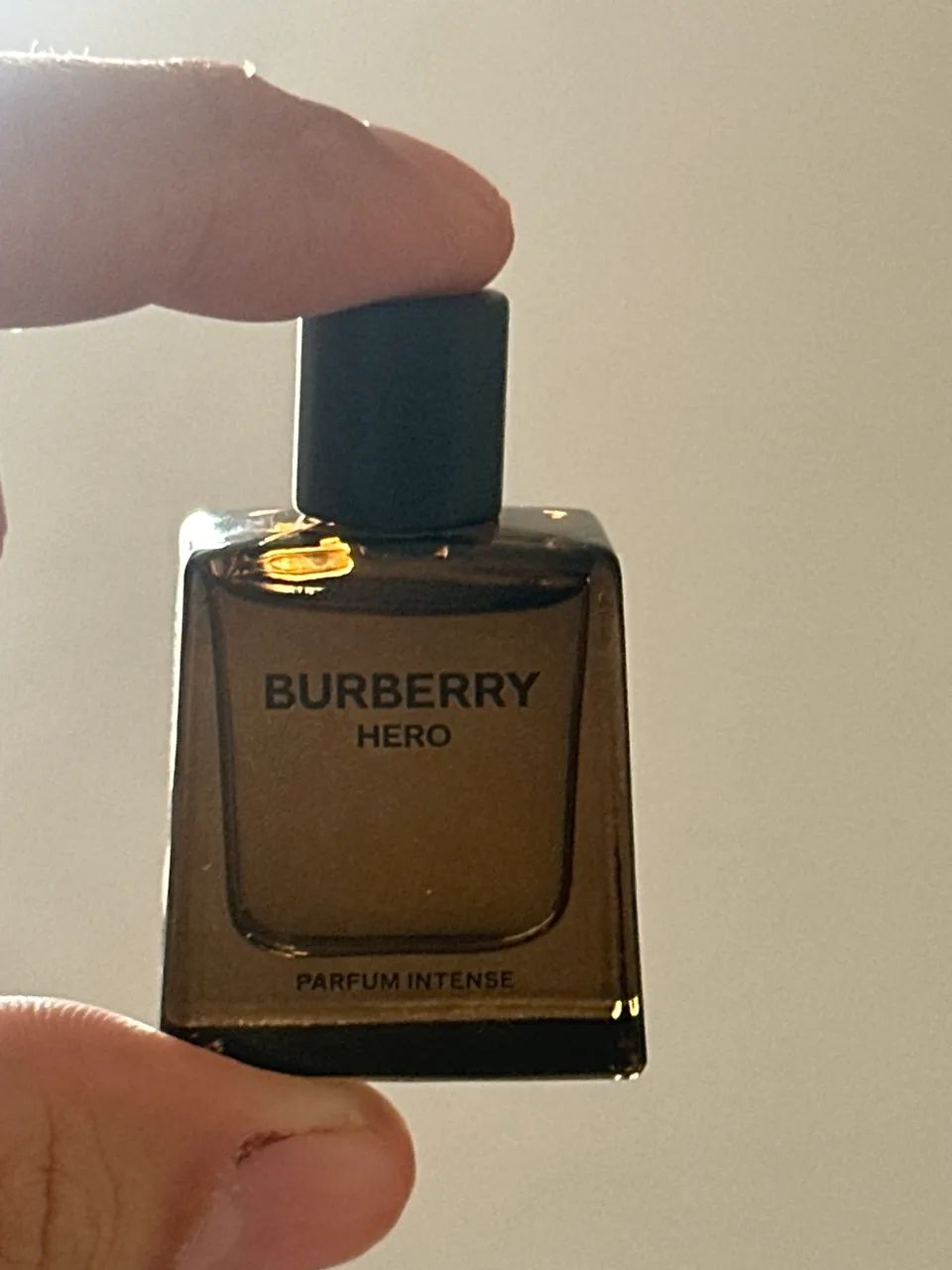 MINIATURA BURBERRY HERO PARFUM INTENSE  - Foto 3
