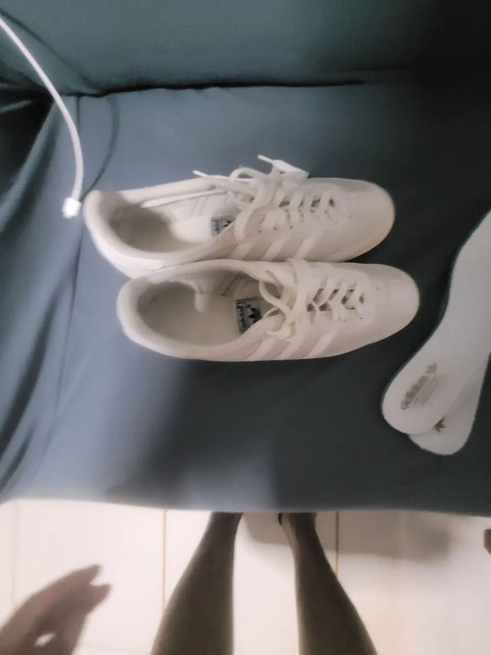 Tênis adidas tamanho 44 - Foto 2