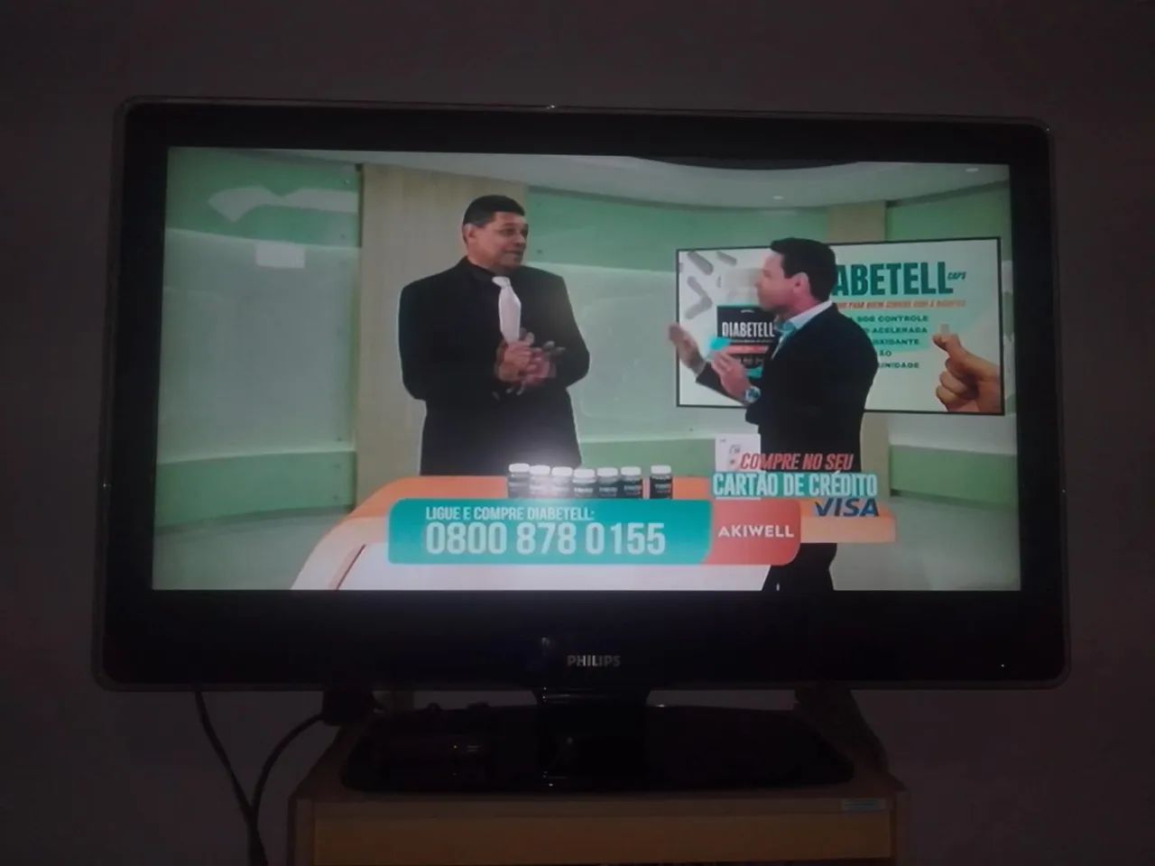 Televisão Philips excelente LCD 47PFL7403 tweeter integrado Controle original Não é Smart