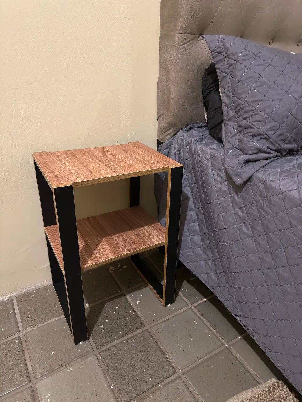 Mesa cabeceira de cama  - Foto 3