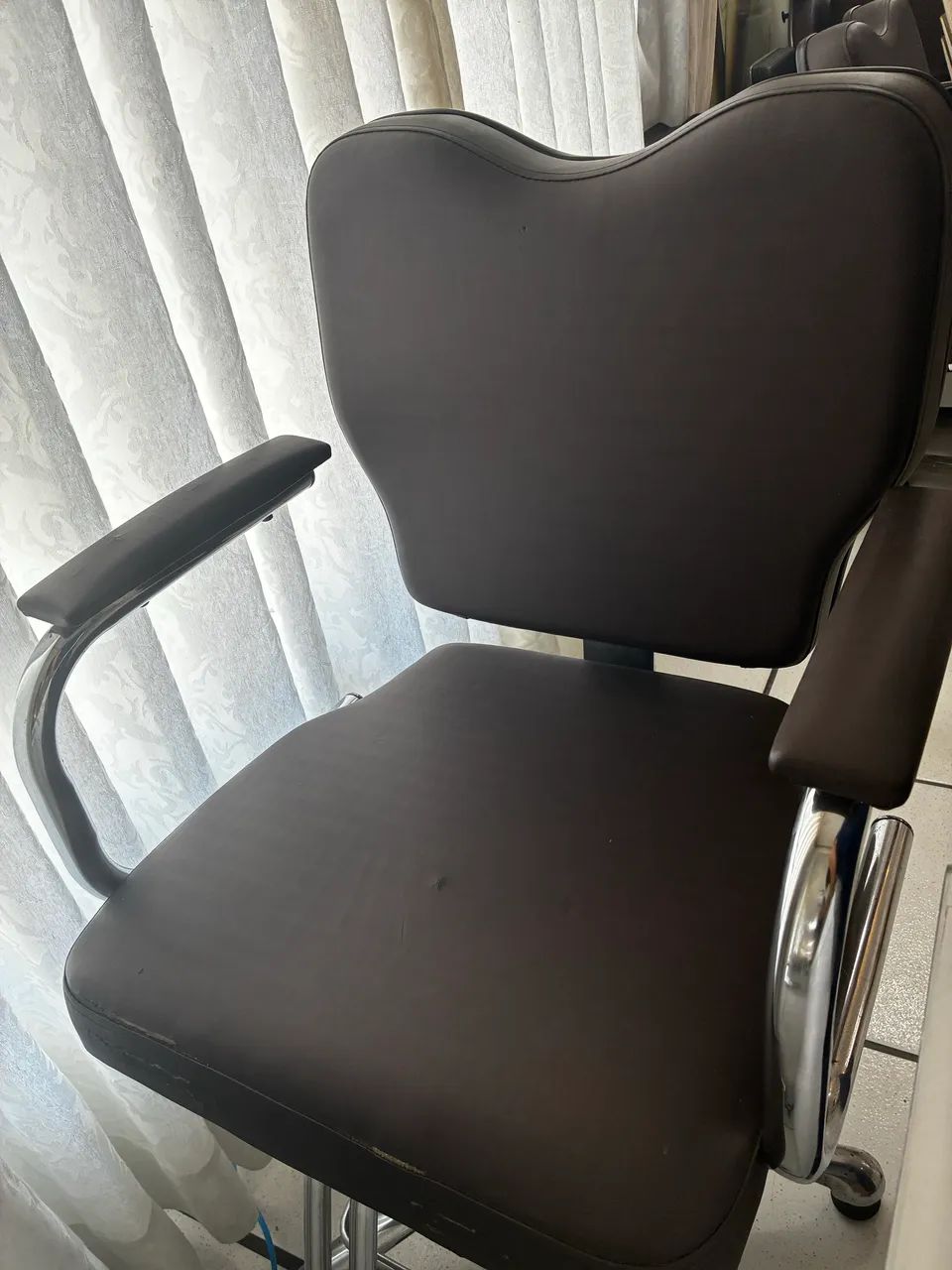 Cadeiras de salão  - Foto 5
