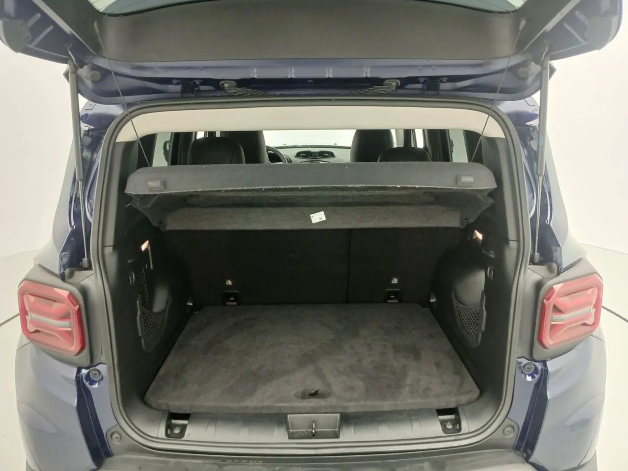 Jeep Renegade Long. T270 1.3 TB 4x2 Flex Aut., foto 9 de 18