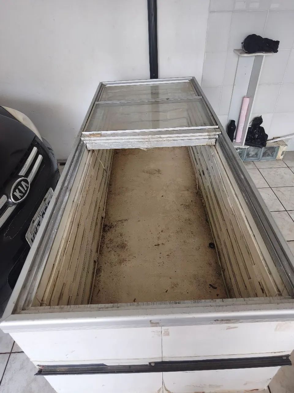 Vendo ilha freezer de 2 metros barata. - Foto 2