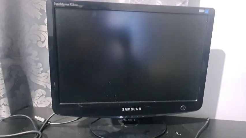 Monitor Samsung 732n Plus (Usado)