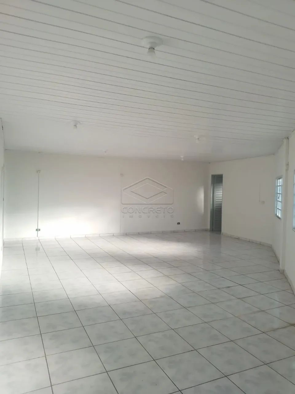 PRÉDIO COMERCIAL COM LOCALIZAÇÃO PRIVILEGIADA - EM AVENIDA DE GRANDE MOVIMENTO - Foto 2