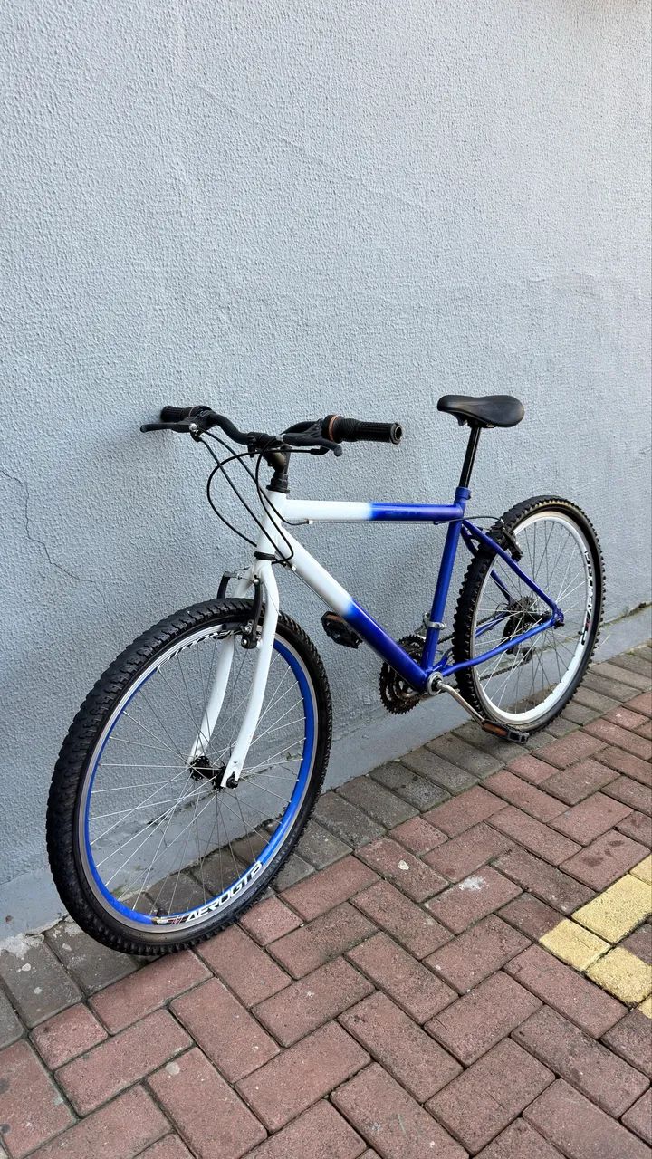 Bicicleta  - Foto 2