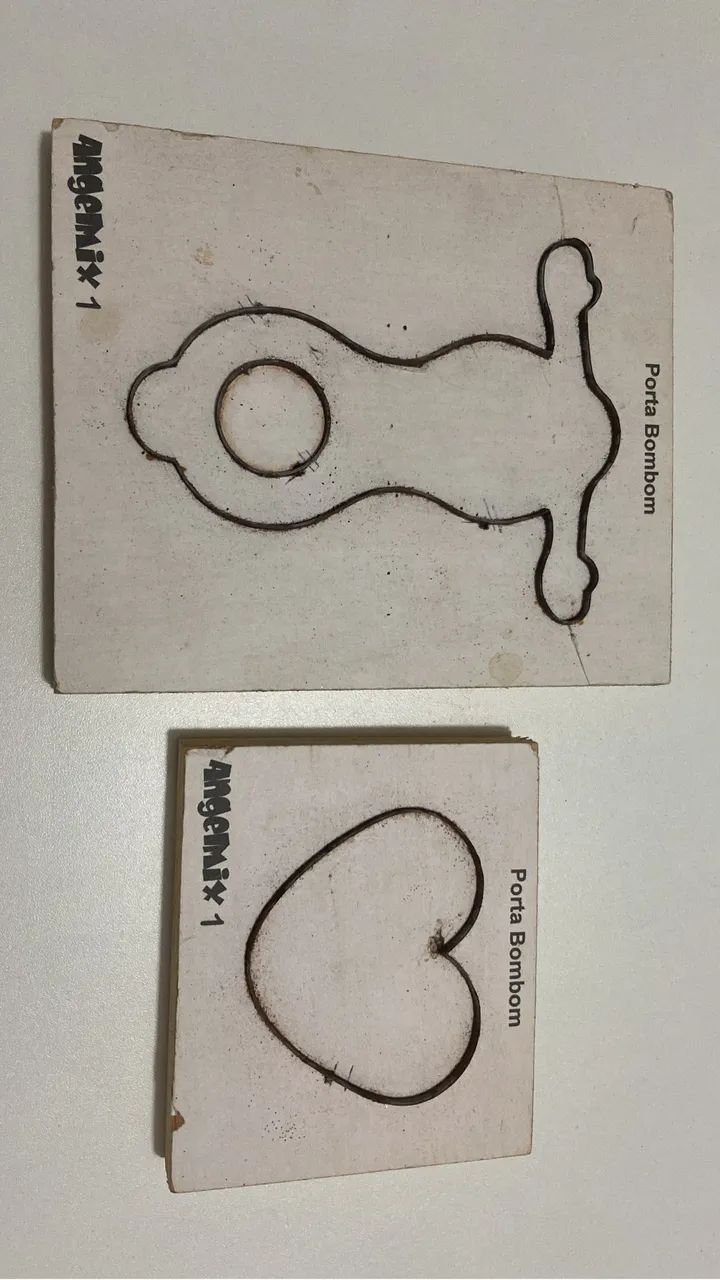 Faca de Corte Porta Bombom 