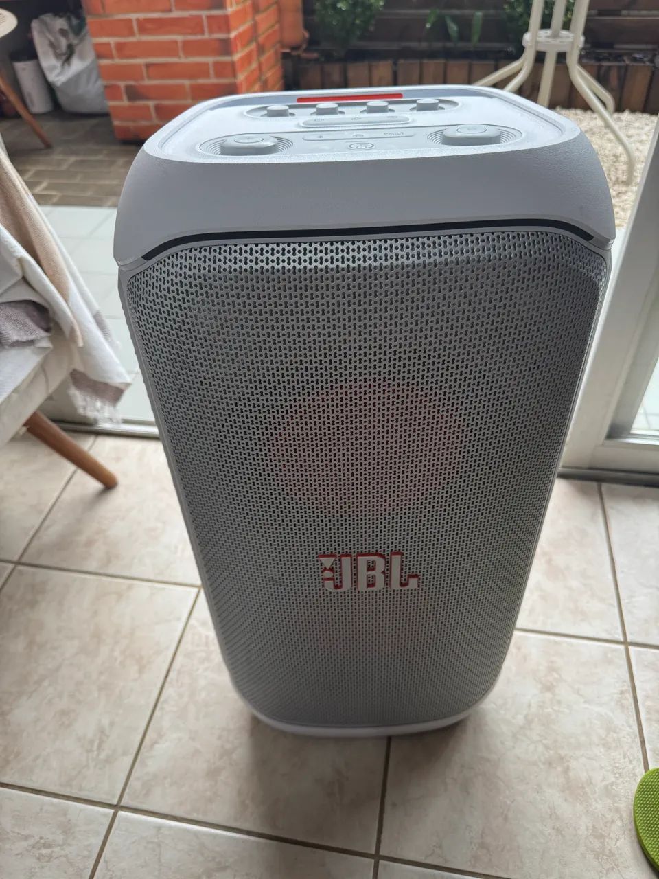 JBL party box 320