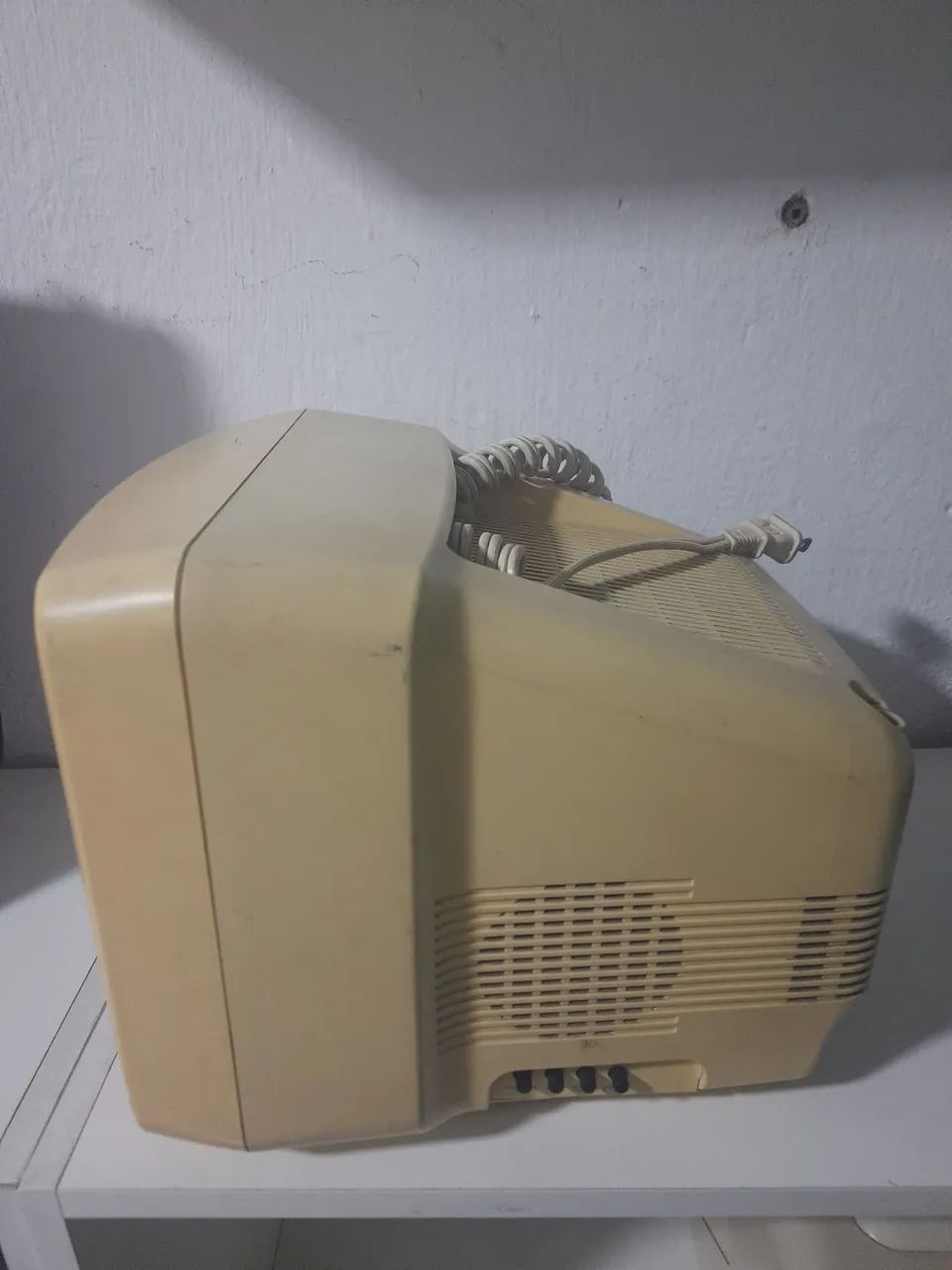 Tv sony 9 polegadas revisada ( carcaça amarelada de tempo) - Foto 2
