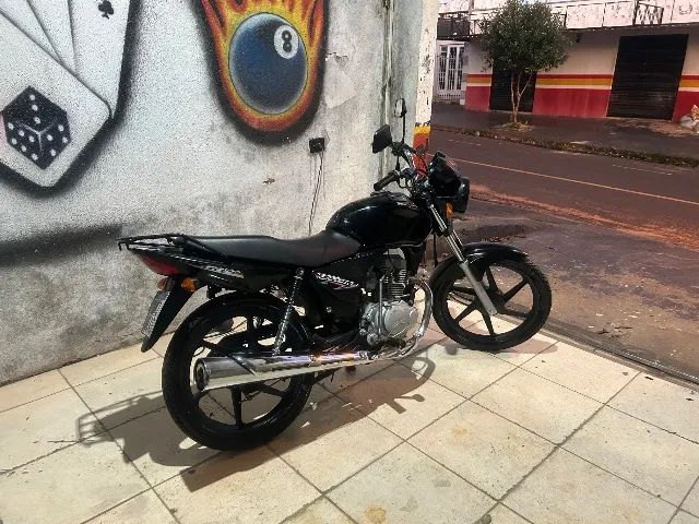 Vendo Titan  - Foto 2