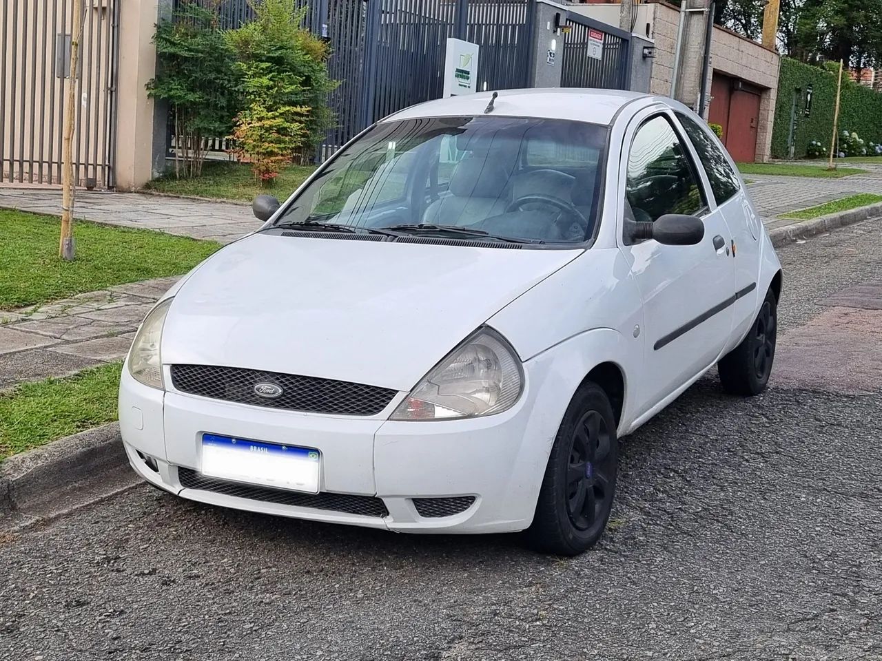 Ford Ka Ka GL 1.0i Zetec Rocam 2004