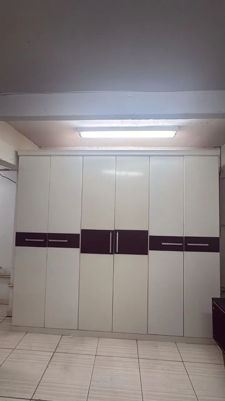 Guarda roupa 6 portas branco  - Foto 4