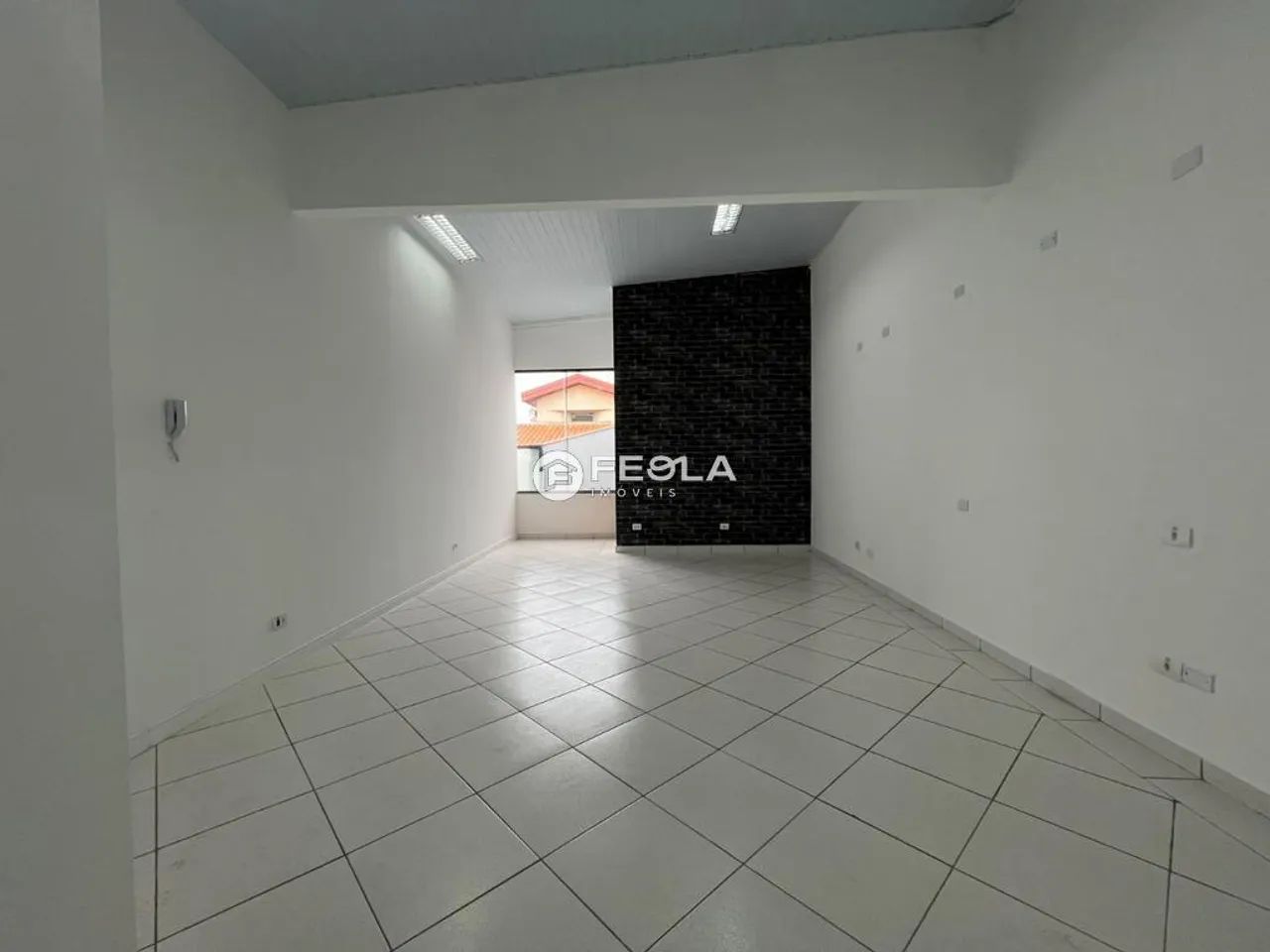 Sala para alugar em Santa Bárbara D'Oeste, Vila Ferrarezi, com 49 m² - Foto 2