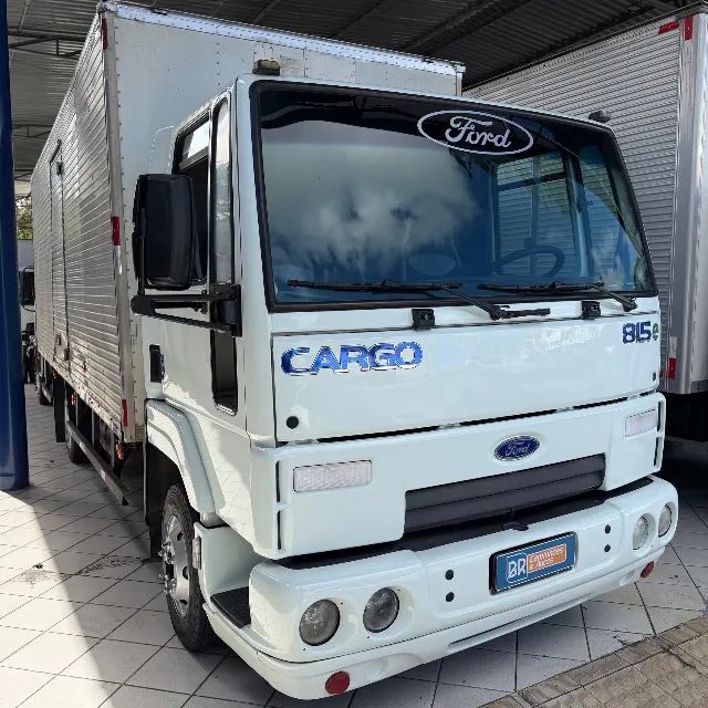 Ford Cargo 815 2010 Baú 6,20m Extra - Foto 2