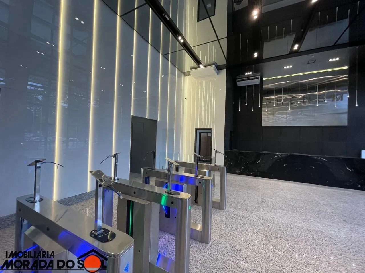 Edifício Comercial para alugar em Zona Armazém, Maringá-PR - Foto 2