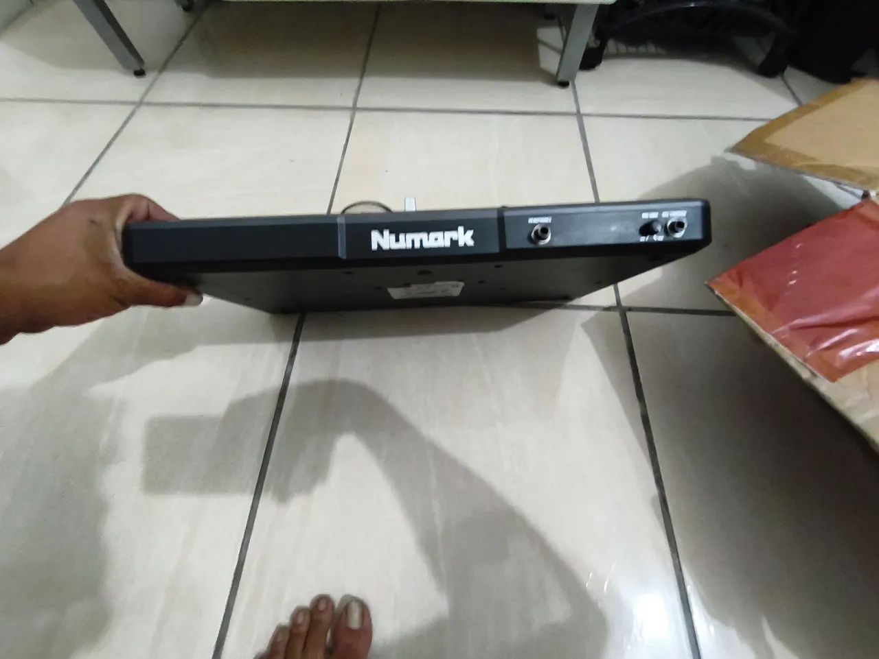 controladora Numark mixtrack pro  - Foto 2