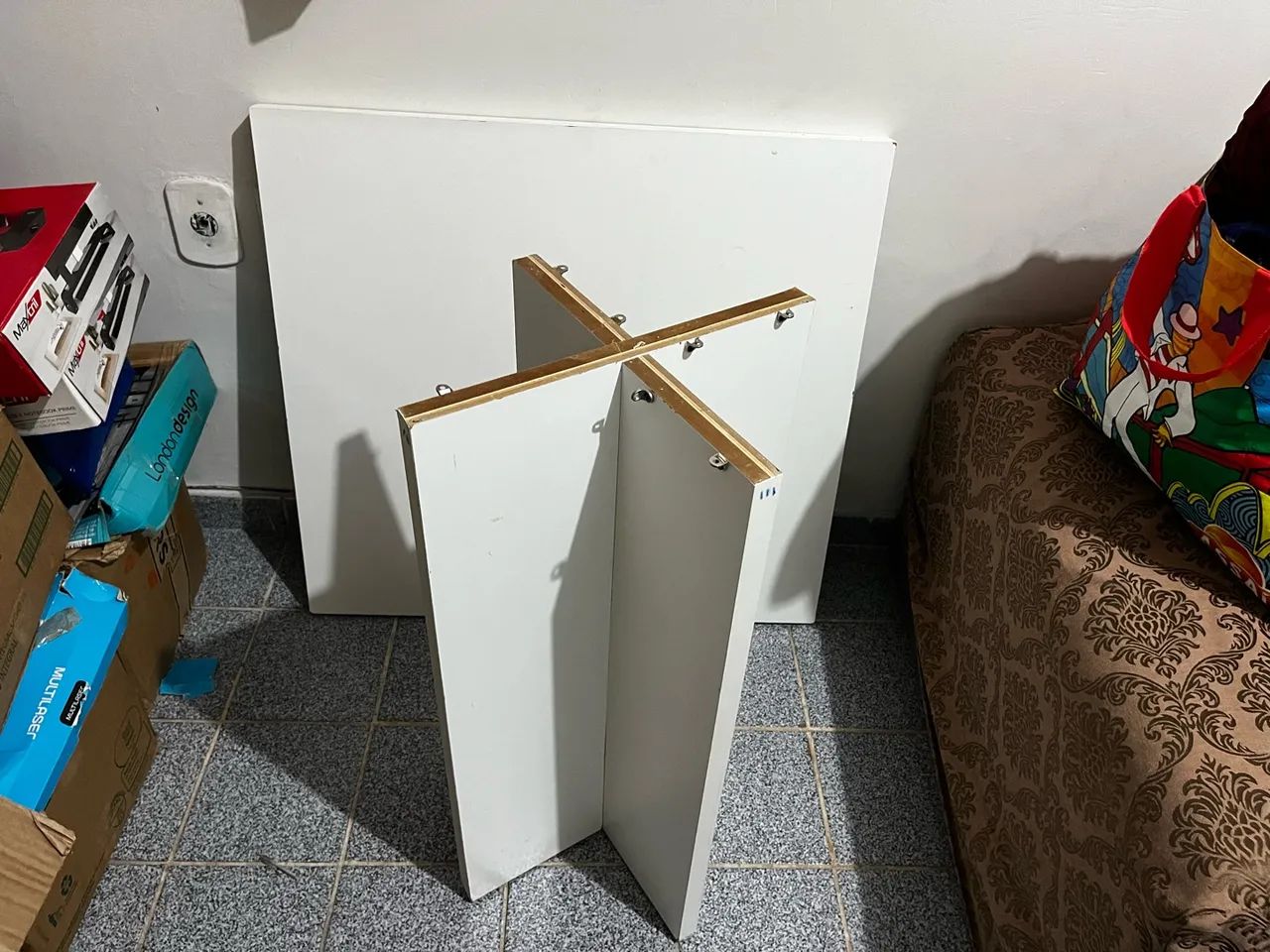  Mesa de apoio / jantar (sem cadeiras) - Foto 3