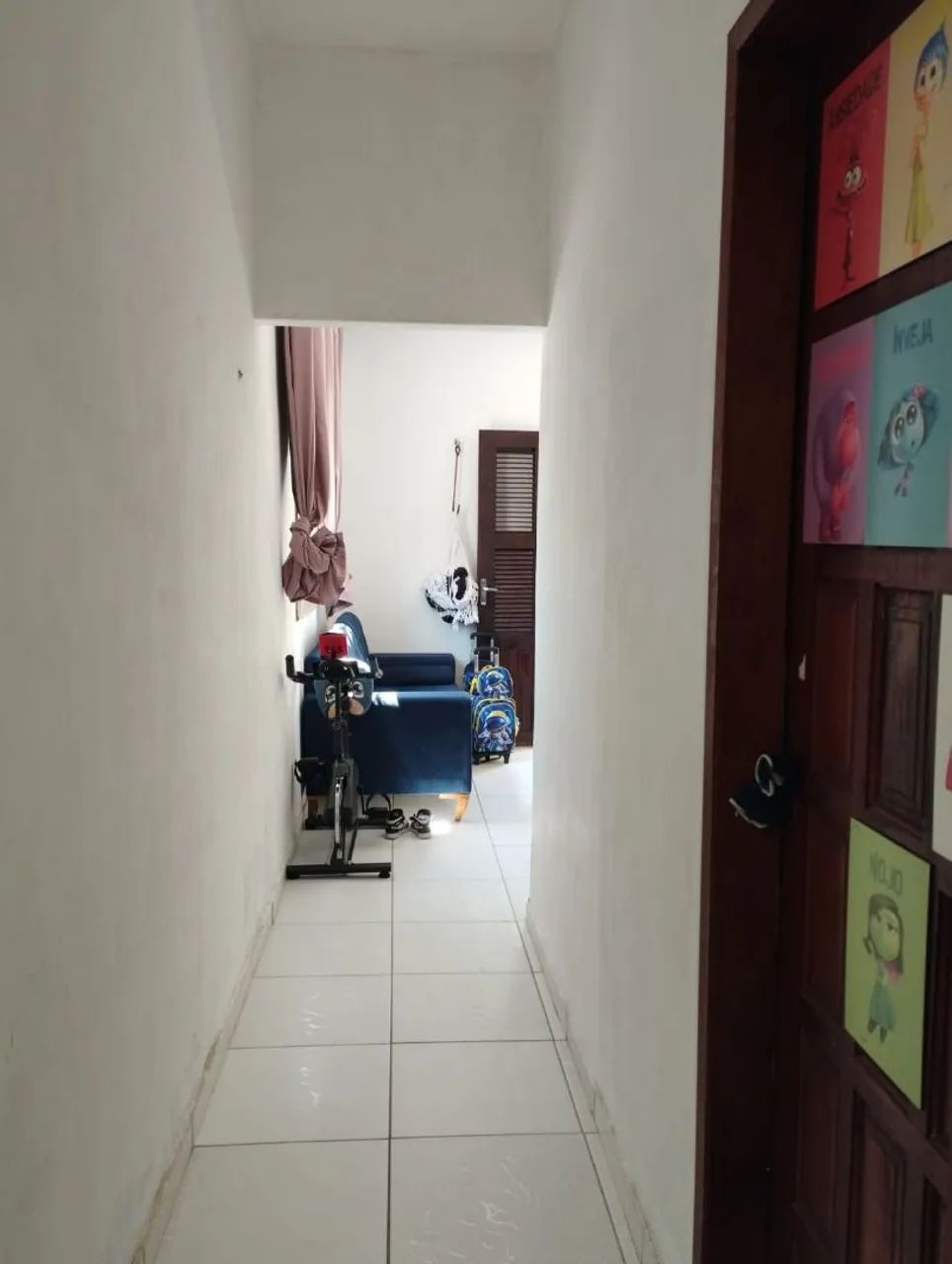 Vendo casa com 3 quartos sendo uma suíte  - Foto 2