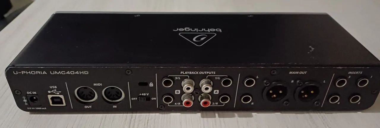 INTERFACE DE AUDIO BEHRINGER UMC 404HD - Foto 4