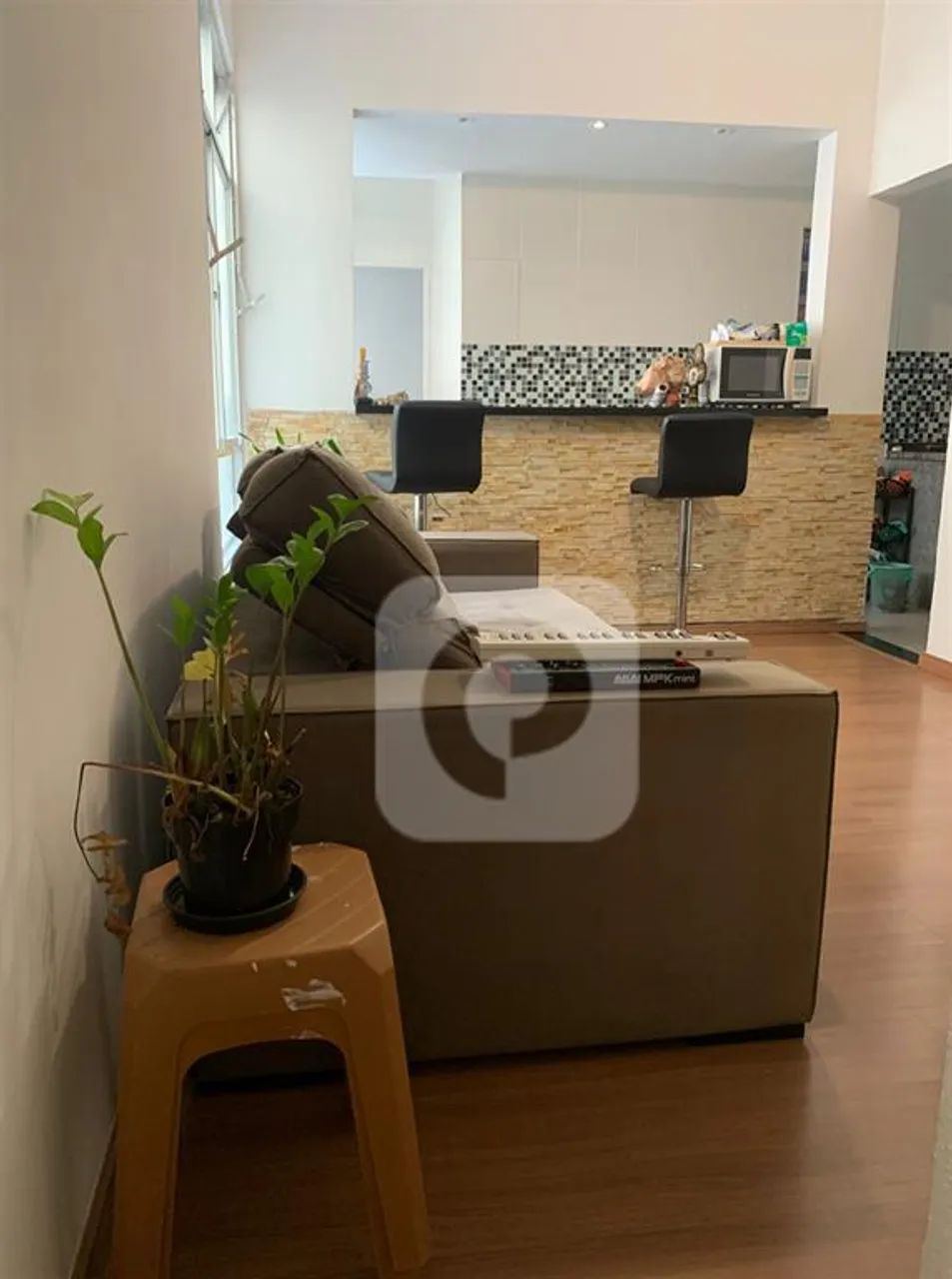 Apartamento recém pintado, reformado prédio tranquilo e familiar - Foto 3
