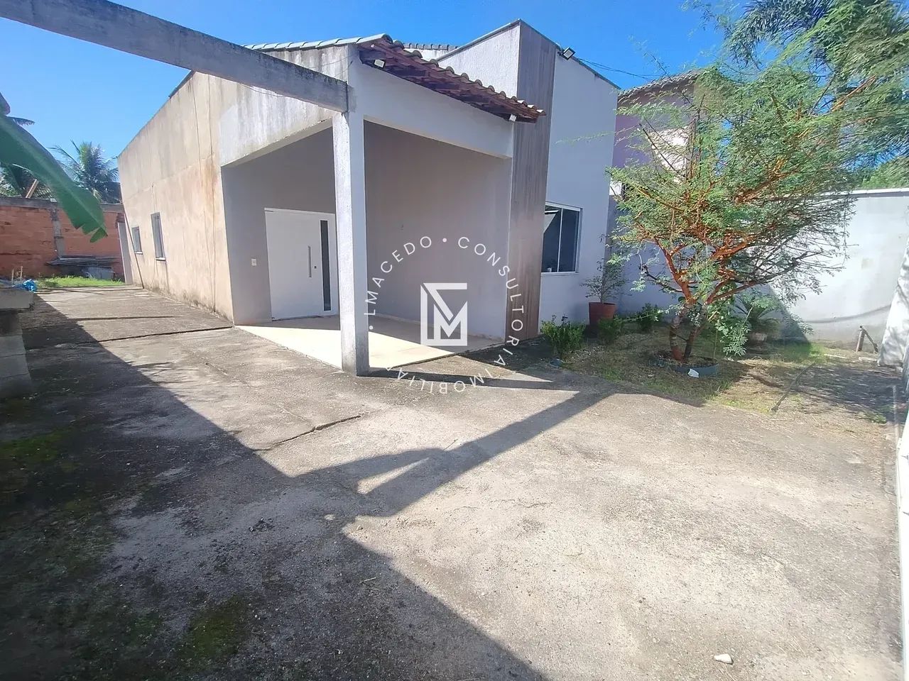Ótima Casa com Quintal Enorme no Rio da Prata!!