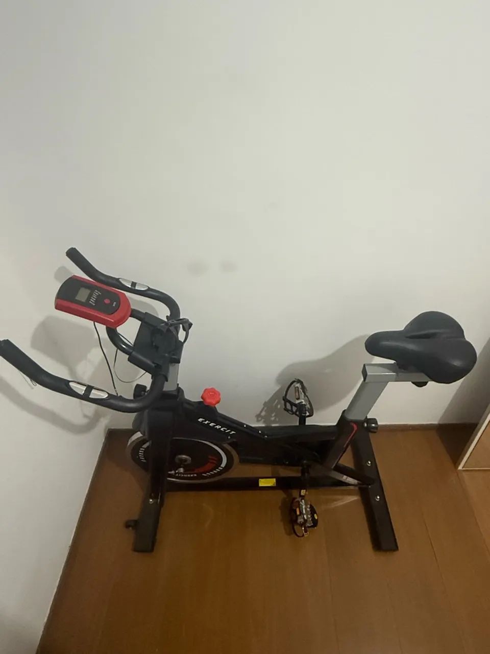 Bicicleta Ergométrica Spinning Exercit ES08