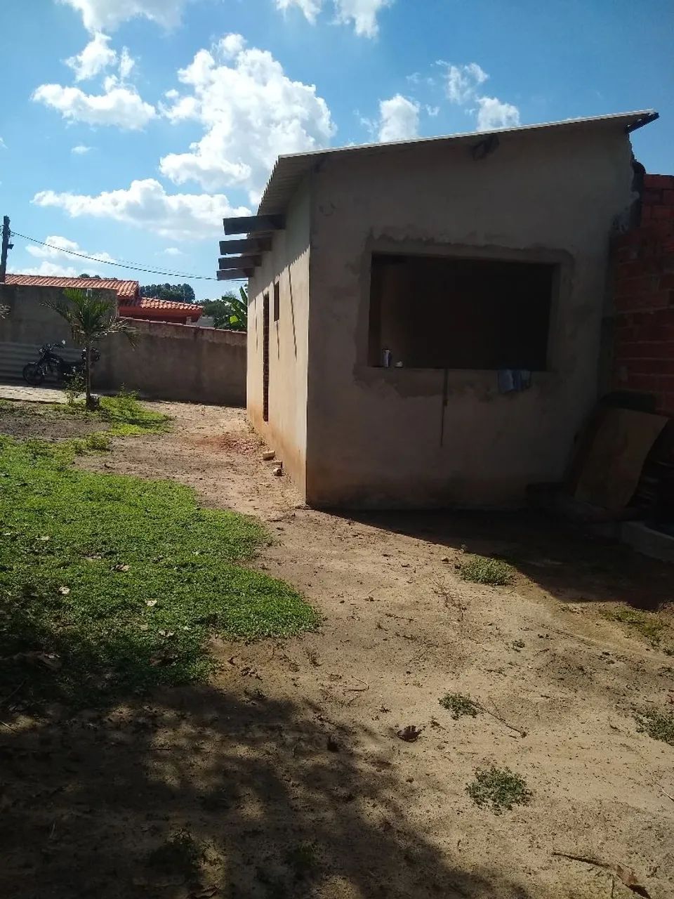 VENDO/TROCO. Araçoiabinha casinha nova - Foto 2