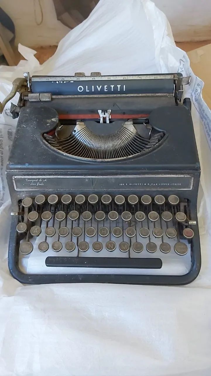 Maquina de escrever  - Foto 2