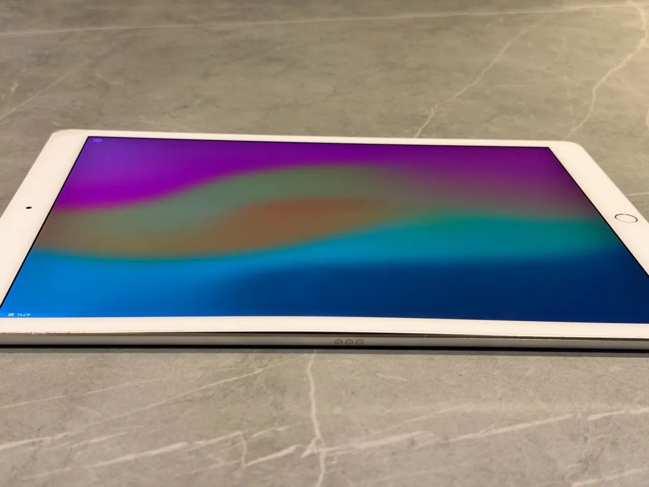 iPad Pro 12.9" 2ª Geração 256GB Branco - Apple Pencil + Caixa Original + Capa Silicone - Foto 4