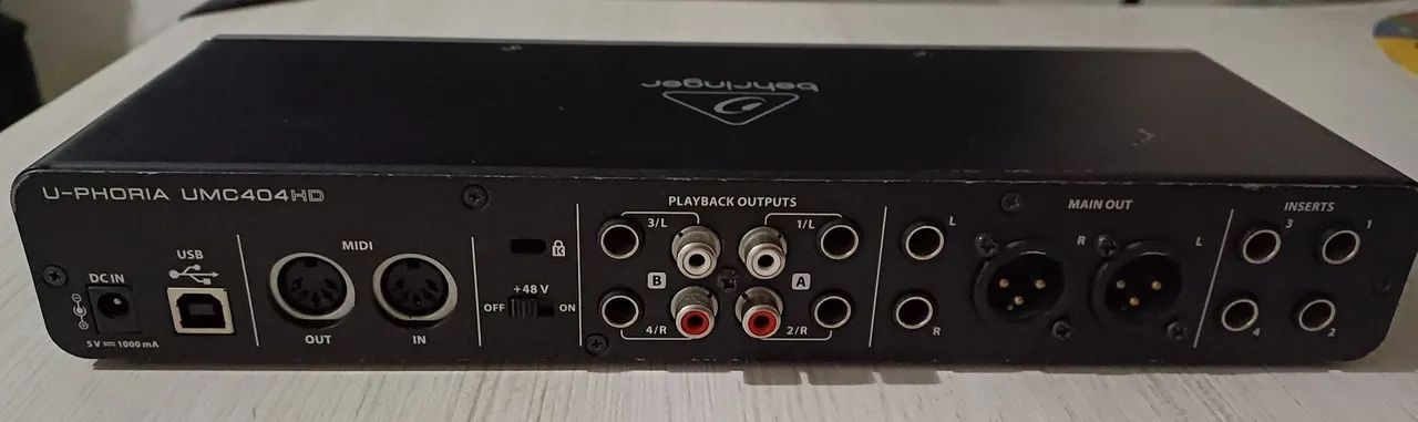 INTERFACE DE AUDIO BEHRINGER UMC 404HD - Foto 5