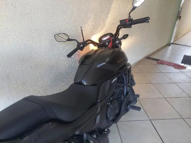 Honda Ctx 700n  - Foto 4