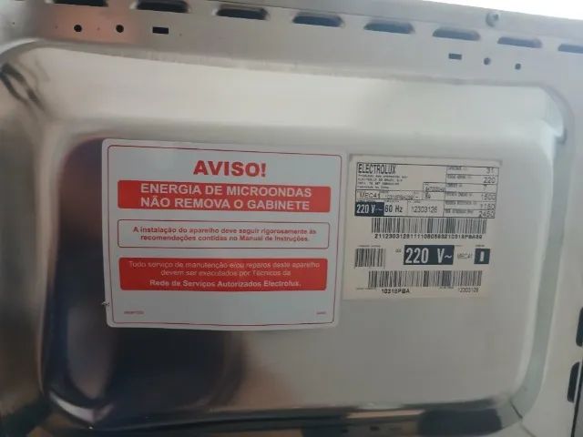MICROONDAS ELECTROLUX 31L 220W - Foto 3