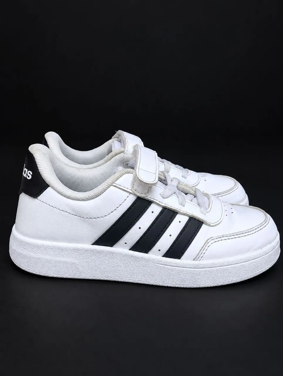 Tênis Adidas 