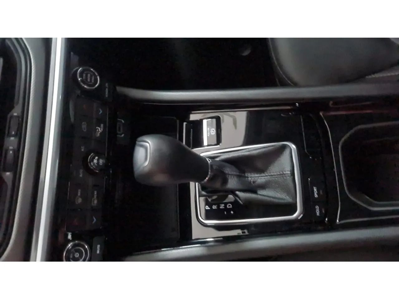 Jeep Compass LONG. T270 1.3 TB 4x2 Flex Aut., foto 15 de 16