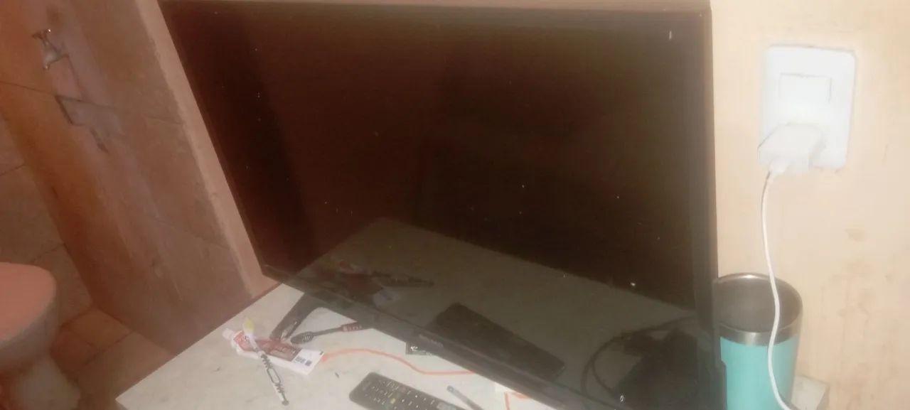 Vende-se tv semp