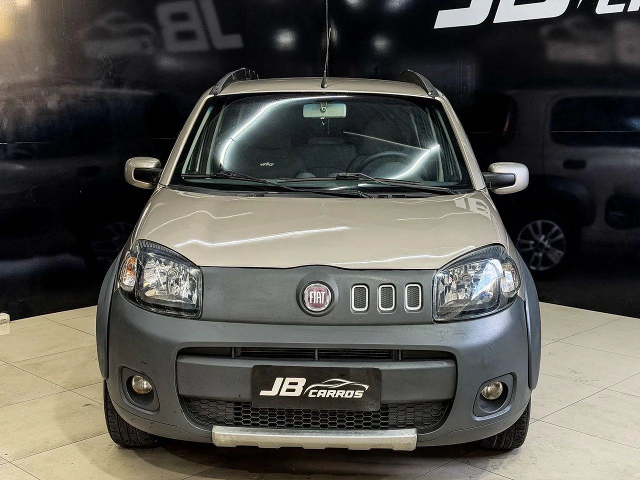 Fiat Uno WAY 1.0 Flex 6V 5P 2012 - Foto 2