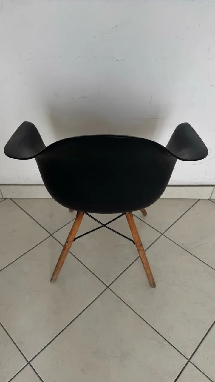 Cadeira Charles Eames Eiffel Design Wood Com Braços - Foto 3