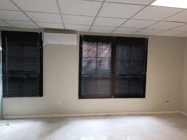 Sala Comercial Nova, 38 m² privativos - Cristo Rei - particular - Foto 4