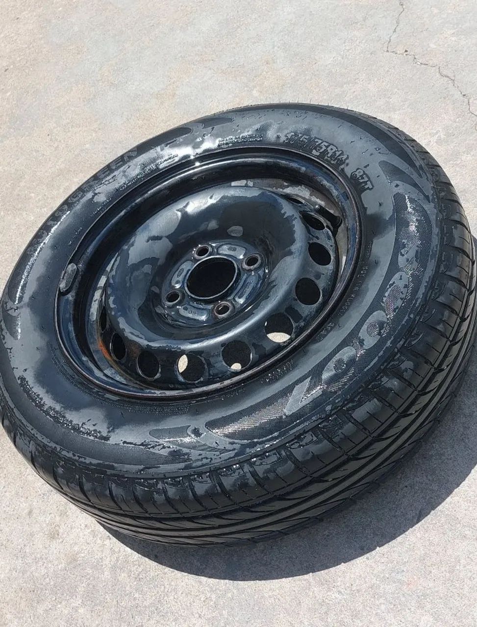 Roda completa 175/75 R14 Ford - Foto 3