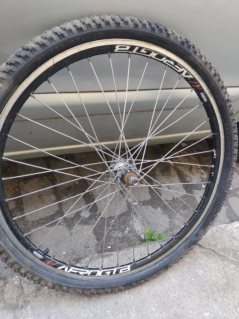 Aro 26 de bicicleta completo  - Foto 2
