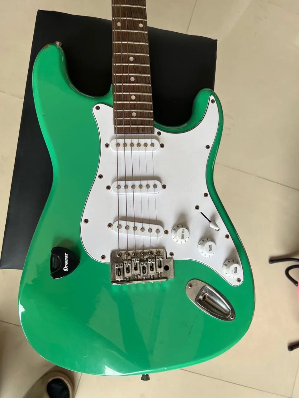 GUITARRA MICHAEL STRATOCASTER - Foto 3